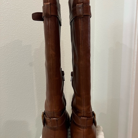 Authentic Coach tall leather boots. Gently worn like new condition. - Picture 2 of 4